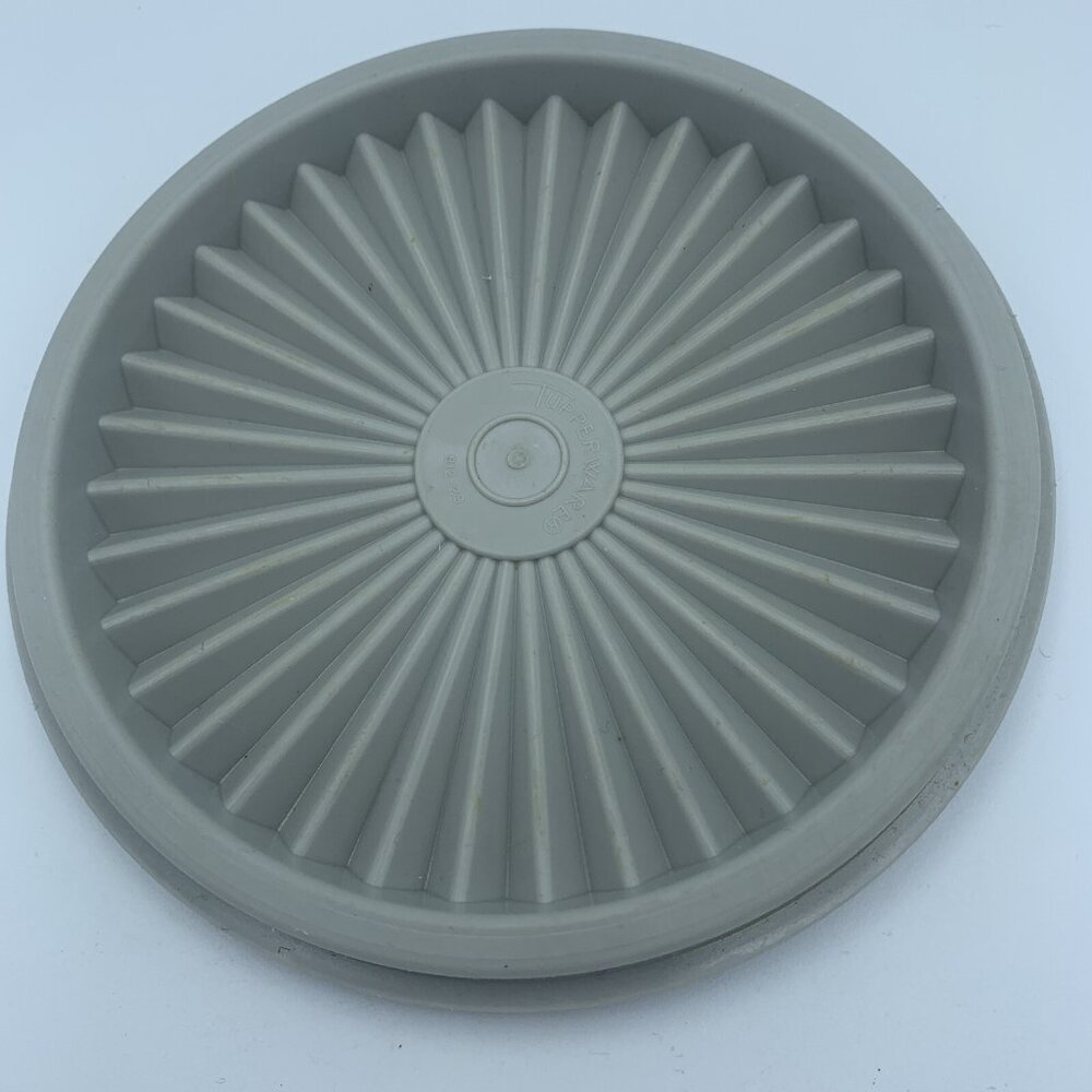 Tupperware Replacement Lid Seal #812-29 Round Starburst Grey
